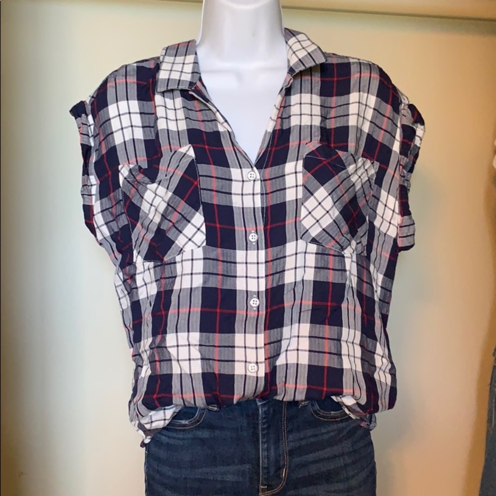 Flannel top || V-neck